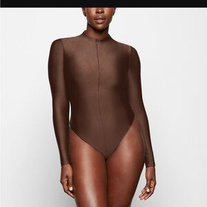 Skims Disco Bodysuit in Cocoa